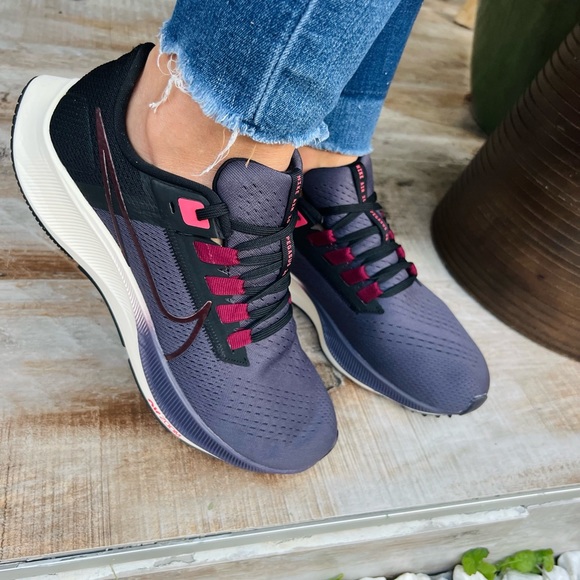 🏄🏻‍♀️Nike Air Zoom Pegasus 38 Running Shoe🏄🏻‍♀️New - Picture 2 of 9